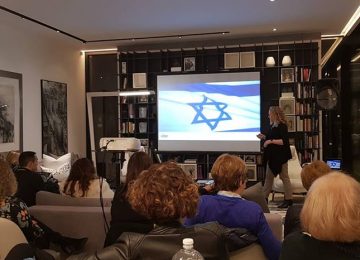 English Speaker’s Event – Joanna Landau